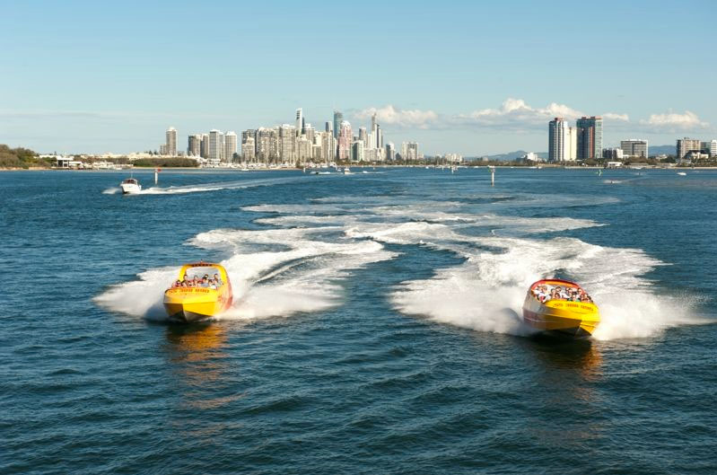 Two boats leaving a zig zag wake behind them
